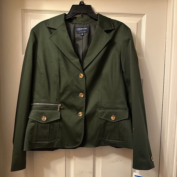 NWT Jones New York Stretch Green Jacket, Gold Buttons, Size XL, Great Condition! - Picture 1 of 3
